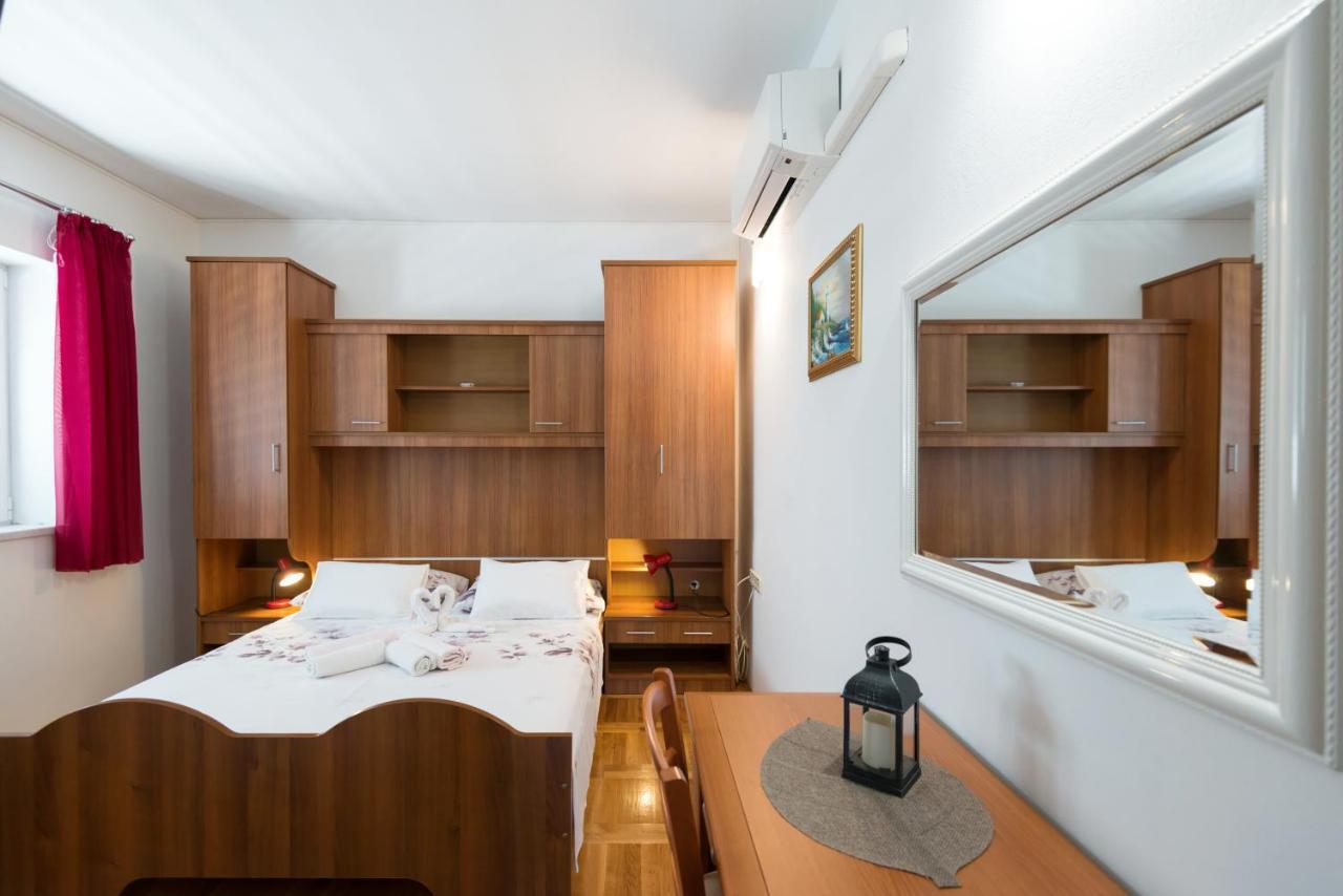 Guesthouse Sanela Помена Экстерьер фото