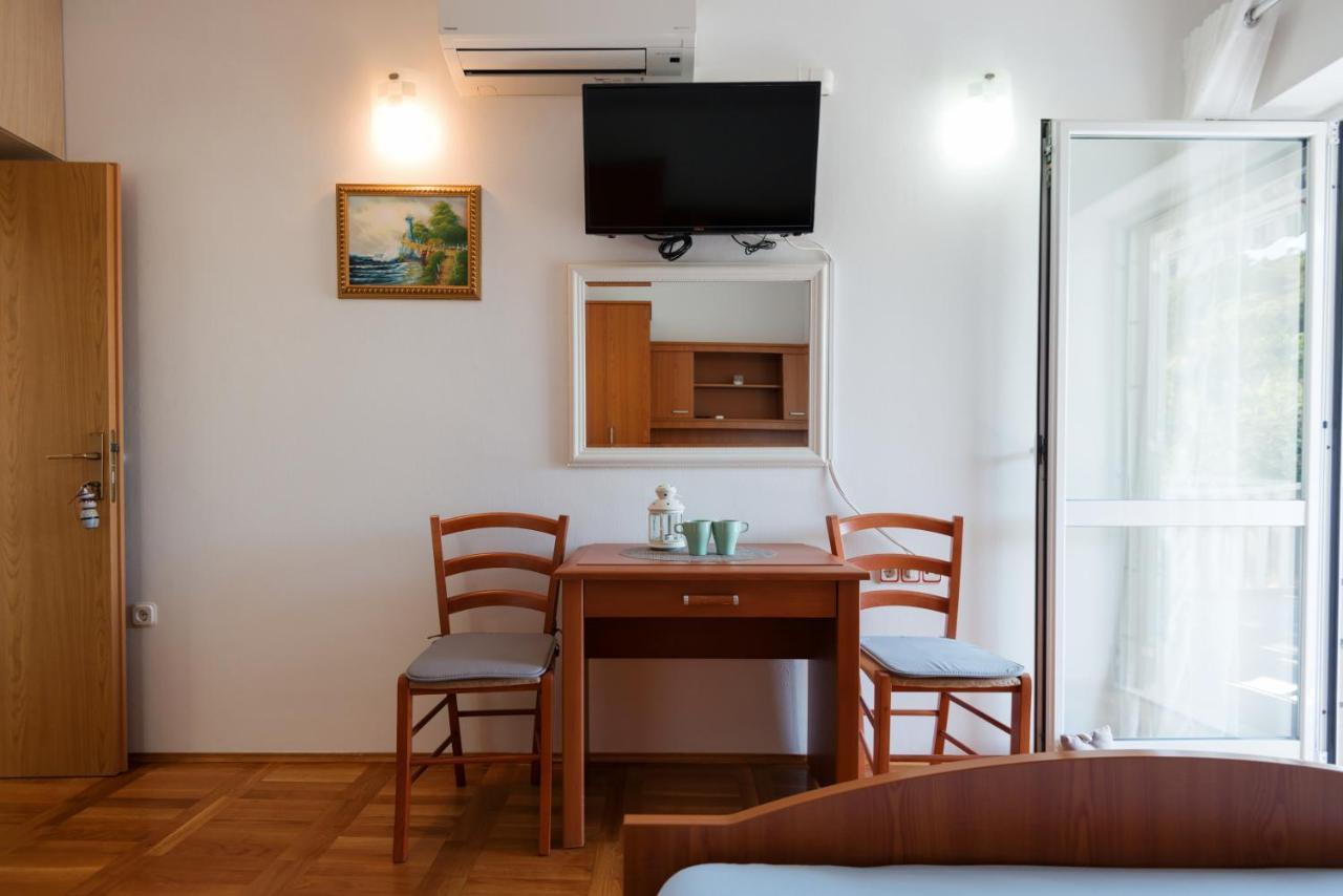 Guesthouse Sanela Помена Экстерьер фото